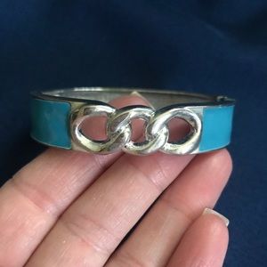 Bangle bracelet